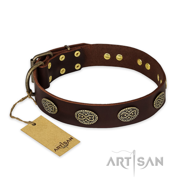 Fashionable design decorations on full grain leather dog collar