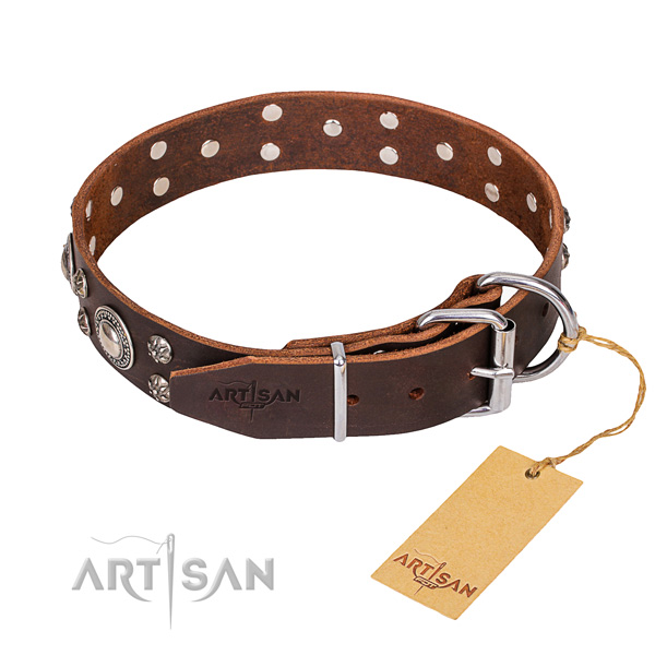 Natural leather dog collar with smoothed leather surface